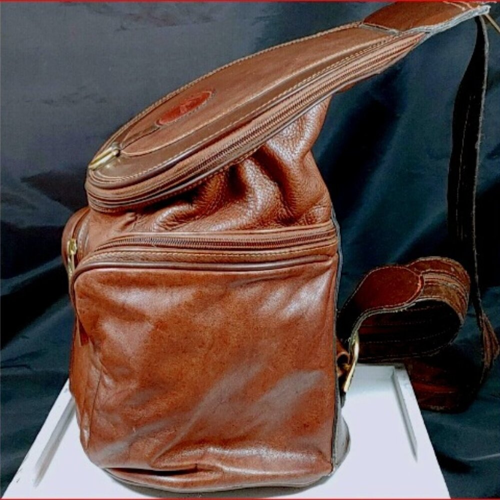 Vtg Marzia Italian Leather Bag Tote/Packsack Multicompartment Brass Tabs Brown
